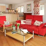 Les Combins Apt- 23 By Interhome Apartment
