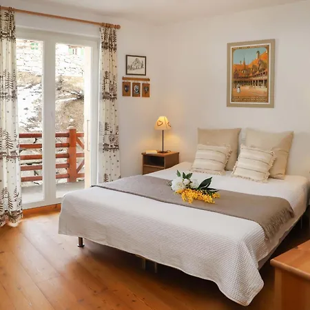 Les Combins Apt- 23 By Interhome *