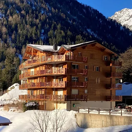 Les Combins Apt- 23 By Interhome *