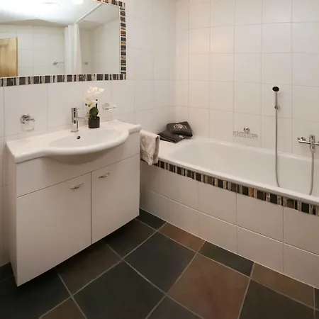 Les Combins Apt- 23 By Interhome דירה שמפקס